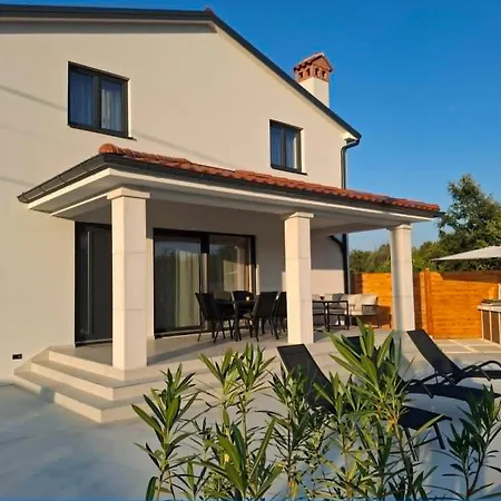 Villa Eroa Zminj